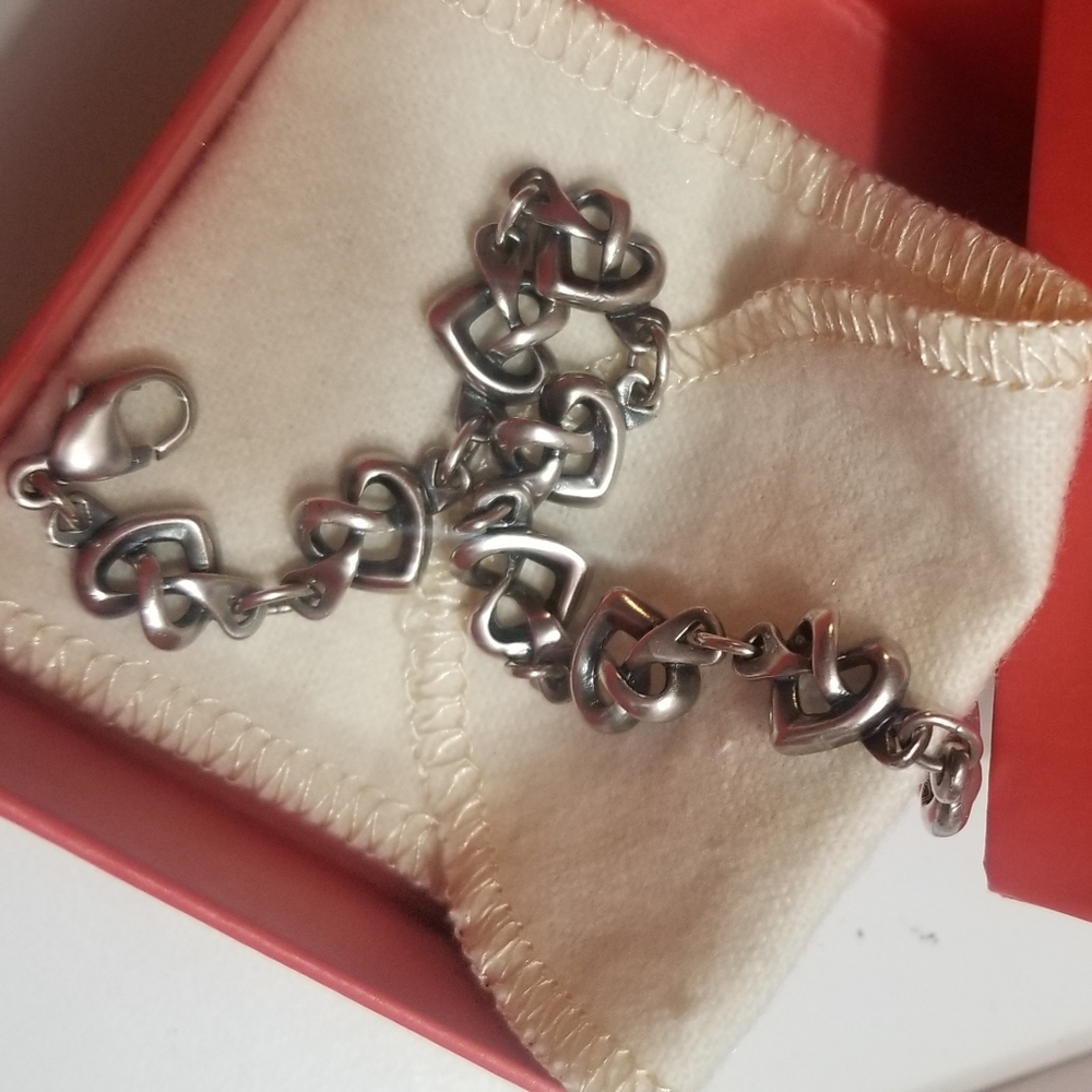 Sold on vinted. James avery bracelet
